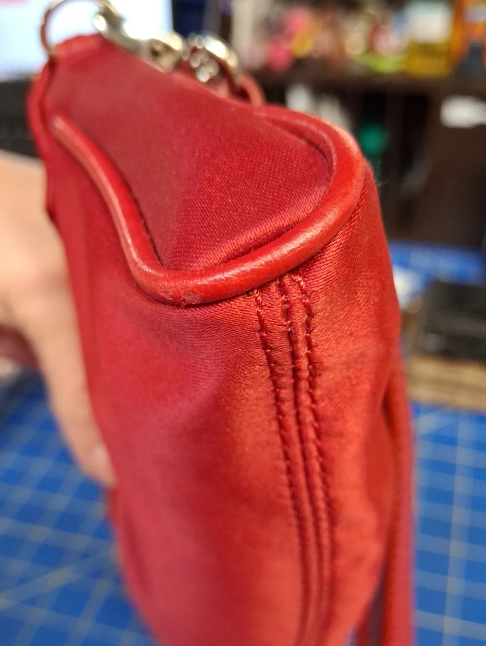 New York & Co. Red Satin Wristlet Clutch 12.5x5.5x1.25 Preloved